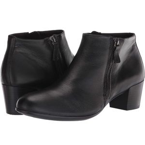 Ecco Women's Shape 35 Zip Booties (size 7)